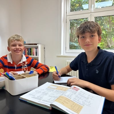 Kinder am Lernen