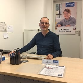 Dr. Ulrich Schmid